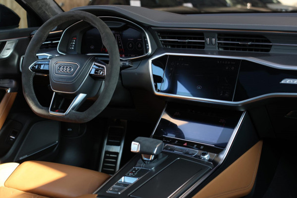 Audi RS6 TFSI Quattro *Keramisch*Pano*B&O Advanced*Soft-Close*Alcantara*