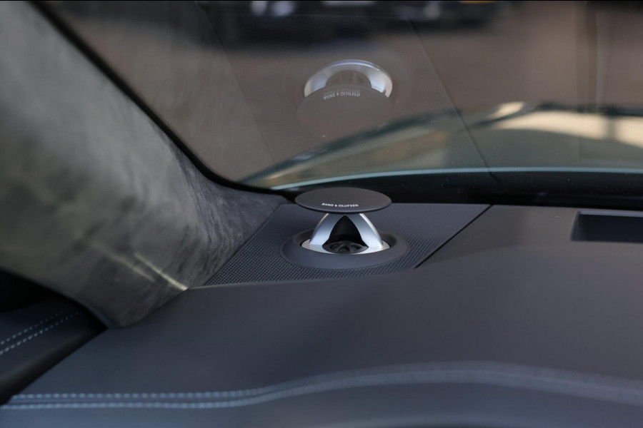 Audi RS6 TFSI Quattro *Keramisch*Pano*B&O Advanced*Soft-Close*Alcantara*