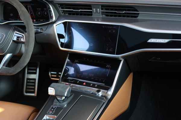 Audi RS6 TFSI Quattro *Keramisch*Pano*B&O Advanced*Soft-Close*Alcantara*