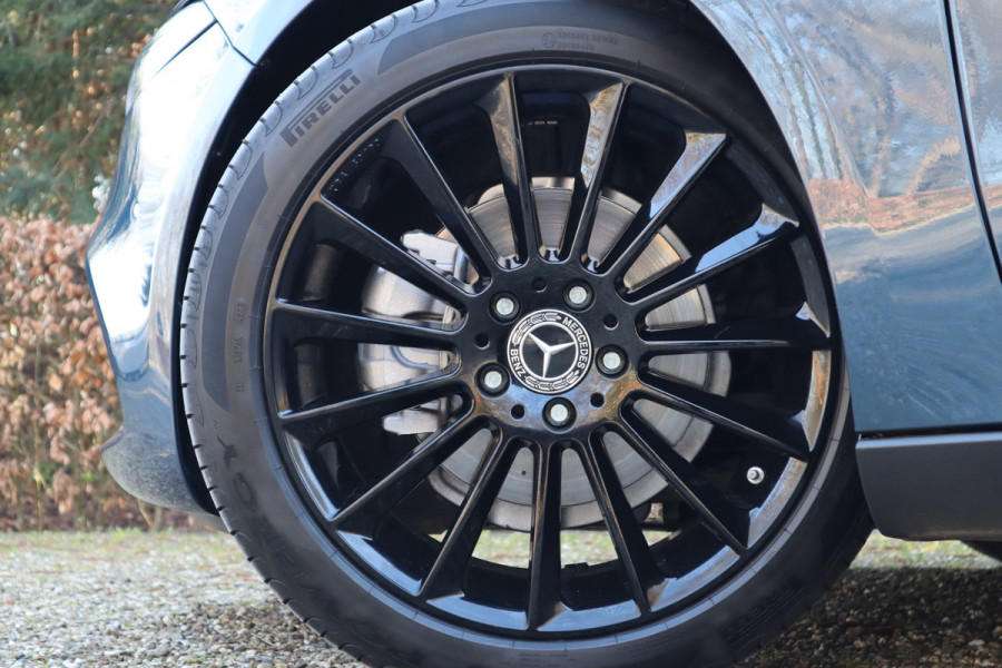 Mercedes-Benz A-Klasse 180 Business Solution | Camera | Stoelverwarming |