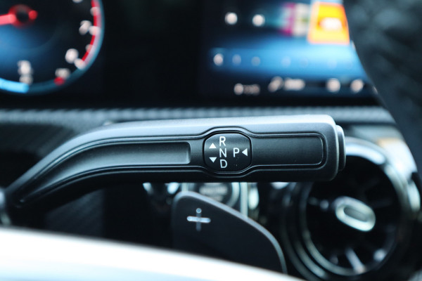 Mercedes-Benz A-Klasse 180 Business Solution | Camera | Stoelverwarming |