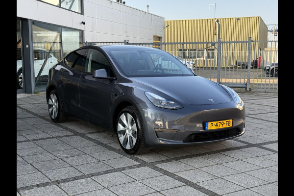 Tesla Model Y Aut. Long Range Dual Motor AWD | Autopilot | Panorama | Leder |