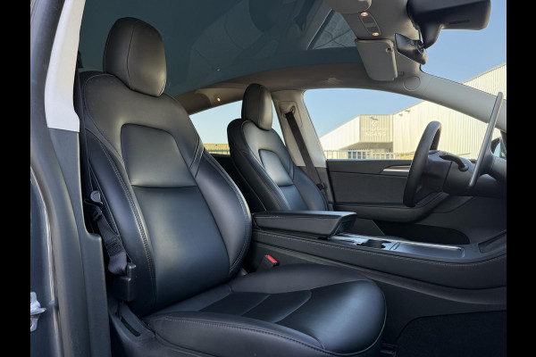 Tesla Model Y Aut. Long Range Dual Motor AWD | Autopilot | Panorama | Leder |