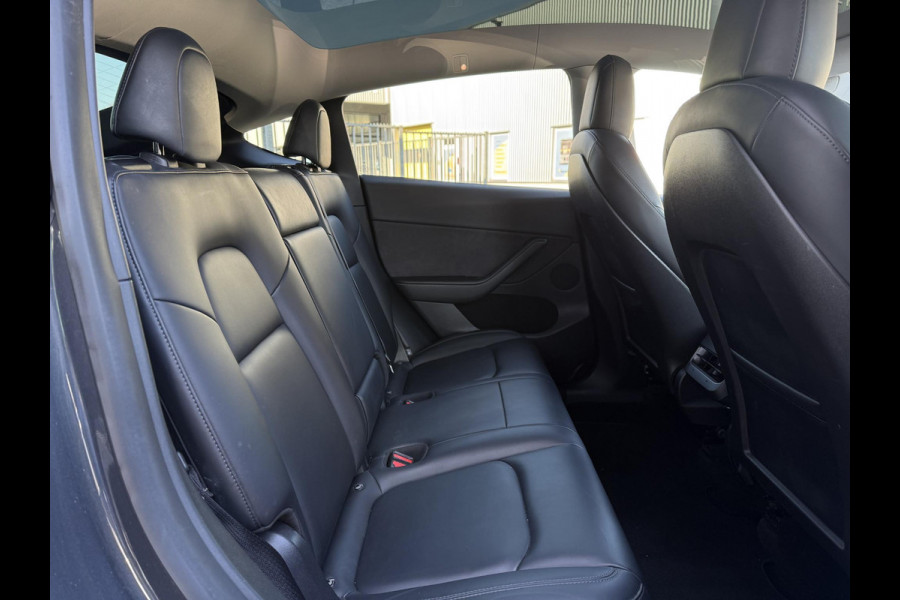 Tesla Model Y Aut. Long Range Dual Motor AWD | Autopilot | Panorama | Leder |
