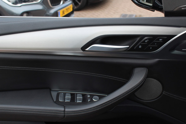 BMW iX3 High Executive 80 kWh / SoH 95.5% / Trekhaak / Panoramadak / Camera / Head-up / 20'' / Leder / Harman Kardon / Navigatie / Memory seats / Dodehoek / DAB / Stoelverwarming / Cruise Control Adaptief