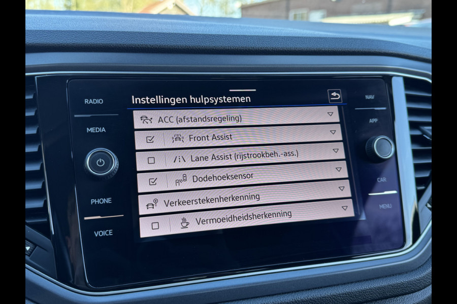 Volkswagen T-Roc Cabrio 1.5 TSI 150PK DSG R-LINE SPORT CAMERA/ACC/NAVIGATIE