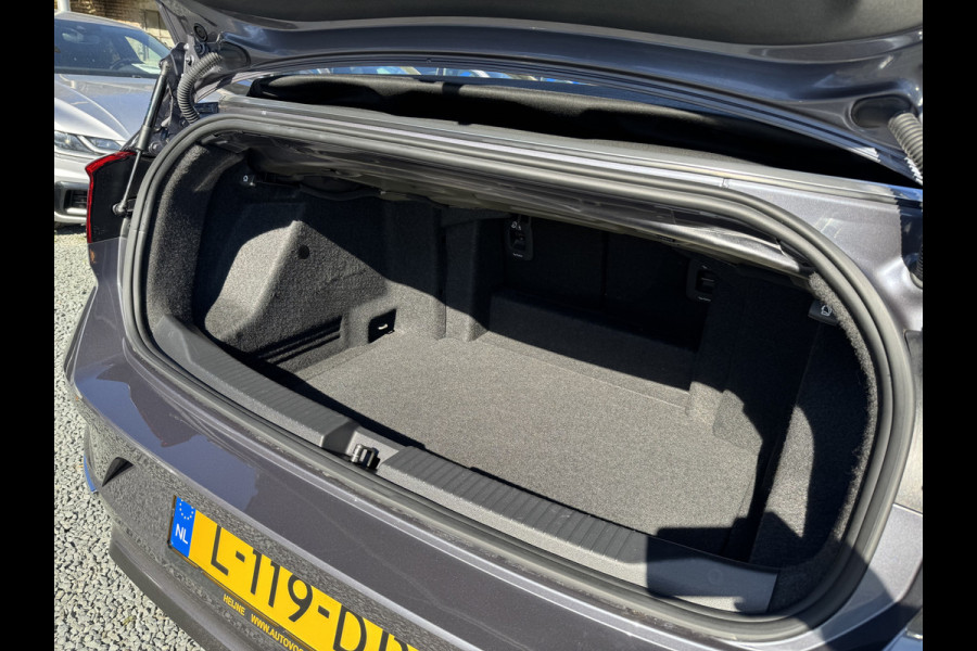 Volkswagen T-Roc Cabrio 1.5 TSI 150PK DSG R-LINE SPORT CAMERA/ACC/NAVIGATIE