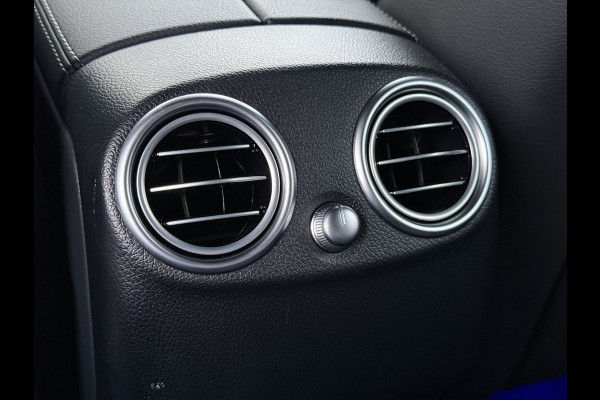 Mercedes-Benz GLC 300e AMG // Headup // Luchtvering // Memory // Burmester // 360 Camera // Distronic // Rijassistentie pakket // Keyless // Sfeer