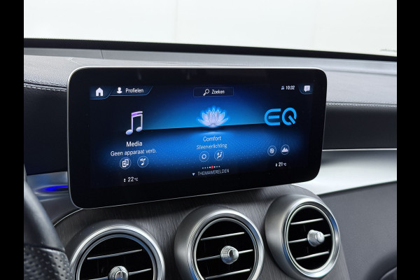 Mercedes-Benz GLC 300e AMG // Headup // Luchtvering // Memory // Burmester // 360 Camera // Distronic // Rijassistentie pakket // Keyless // Sfeer