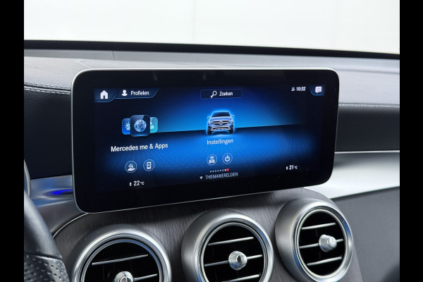 Mercedes-Benz GLC 300e AMG // Headup // Luchtvering // Memory // Burmester // 360 Camera // Distronic // Rijassistentie pakket // Keyless // Sfeer