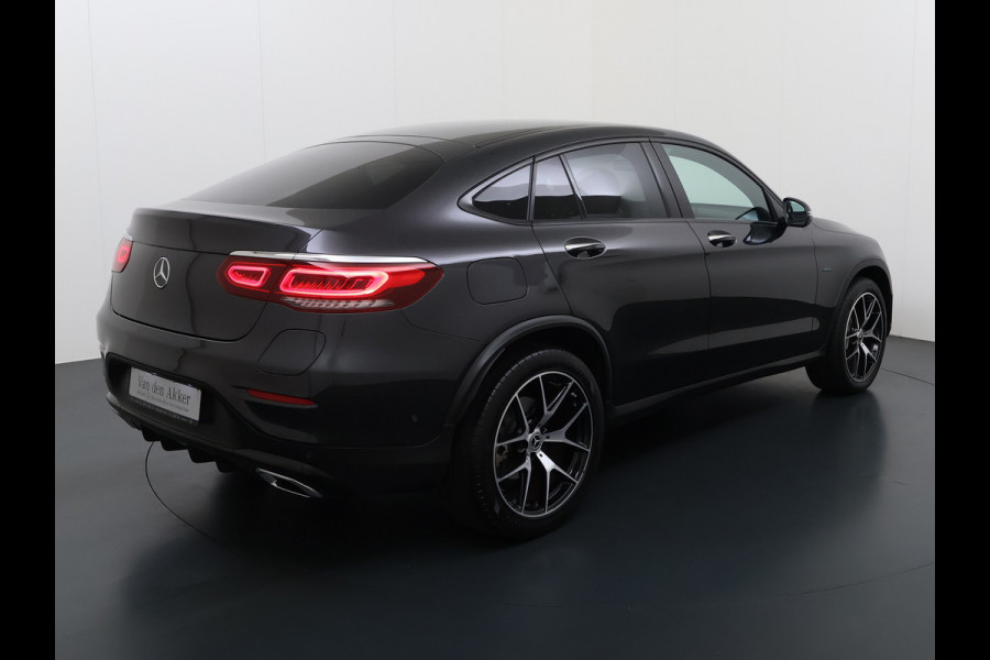 Mercedes-Benz GLC 300e AMG // Headup // Luchtvering // Memory // Burmester // 360 Camera // Distronic // Rijassistentie pakket // Keyless // Sfeer