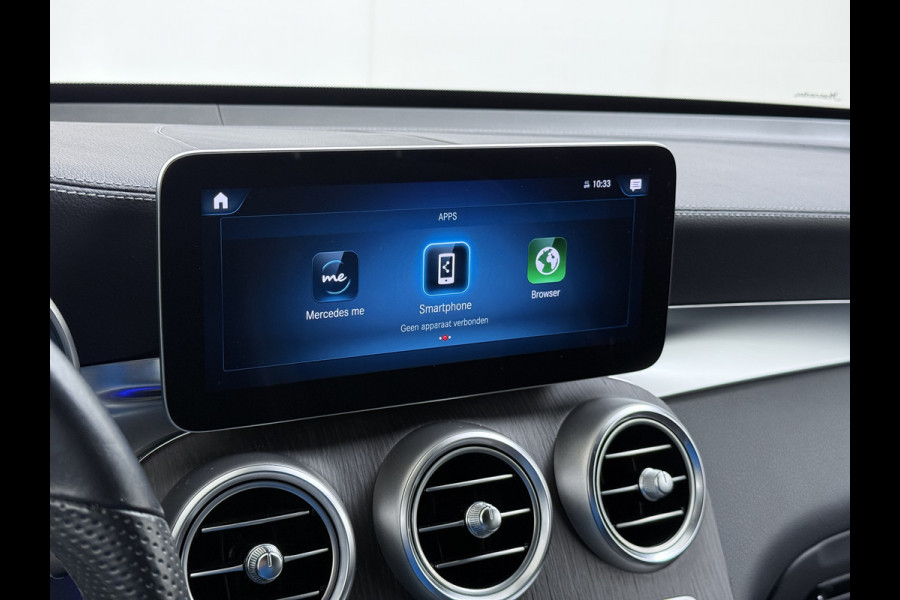 Mercedes-Benz GLC 300e AMG // Headup // Luchtvering // Memory // Burmester // 360 Camera // Distronic // Rijassistentie pakket // Keyless // Sfeer