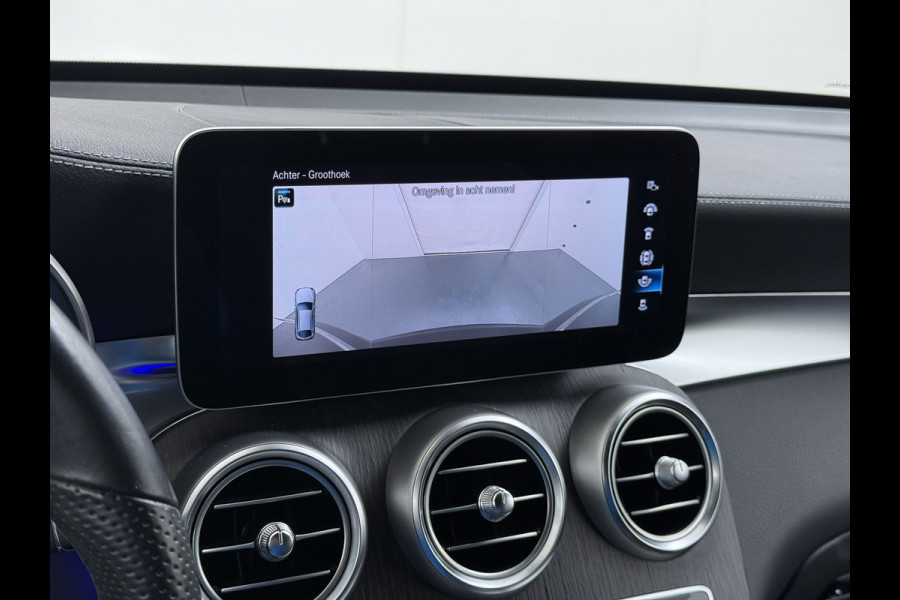 Mercedes-Benz GLC 300e AMG // Headup // Luchtvering // Memory // Burmester // 360 Camera // Distronic // Rijassistentie pakket // Keyless // Sfeer