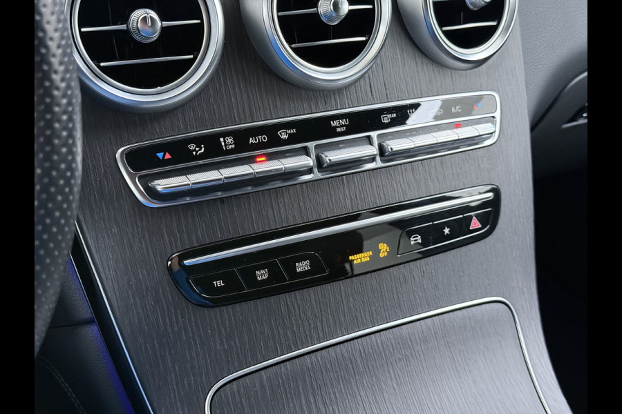 Mercedes-Benz GLC 300e AMG // Headup // Luchtvering // Memory // Burmester // 360 Camera // Distronic // Rijassistentie pakket // Keyless // Sfeer