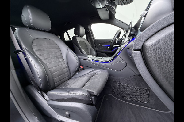 Mercedes-Benz GLC 300e AMG // Headup // Luchtvering // Memory // Burmester // 360 Camera // Distronic // Rijassistentie pakket // Keyless // Sfeer