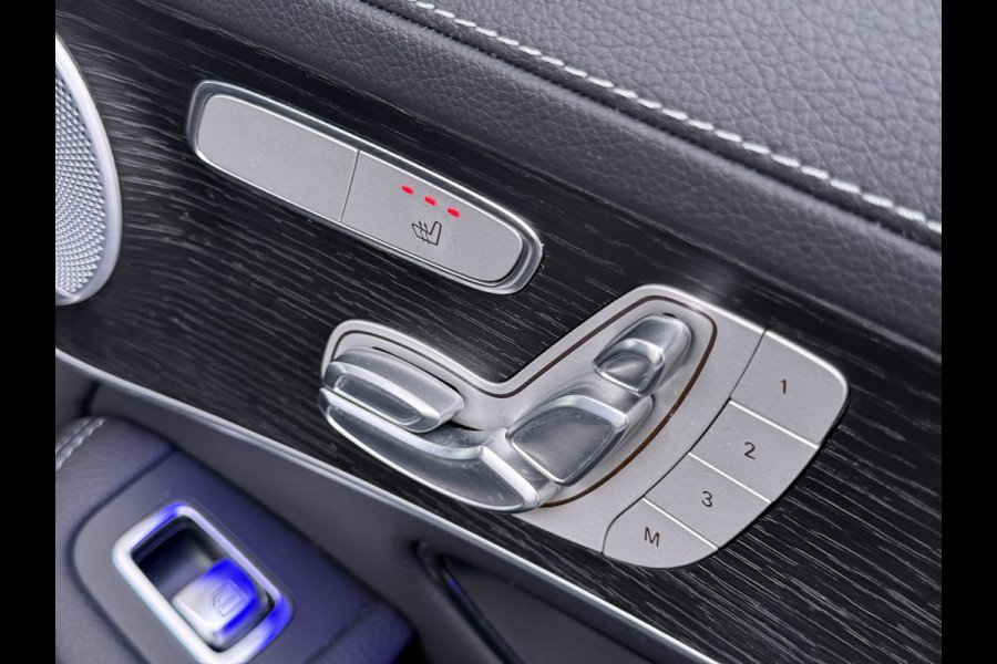 Mercedes-Benz GLC 300e AMG // Headup // Luchtvering // Memory // Burmester // 360 Camera // Distronic // Rijassistentie pakket // Keyless // Sfeer
