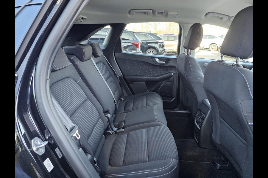 Ford Kuga 2.5 PHEV Titanium 225 pk | Winterpack | Head up display | PDC v + a | Lane assist | All-seasons banden