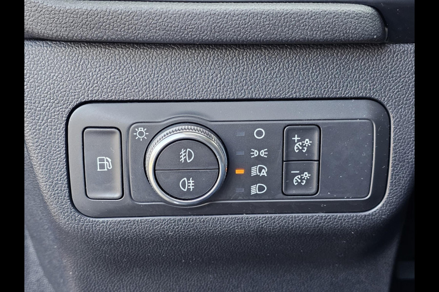 Ford Kuga 2.5 PHEV Titanium 225 pk | Winterpack | Head up display | PDC v + a | Lane assist | All-seasons banden