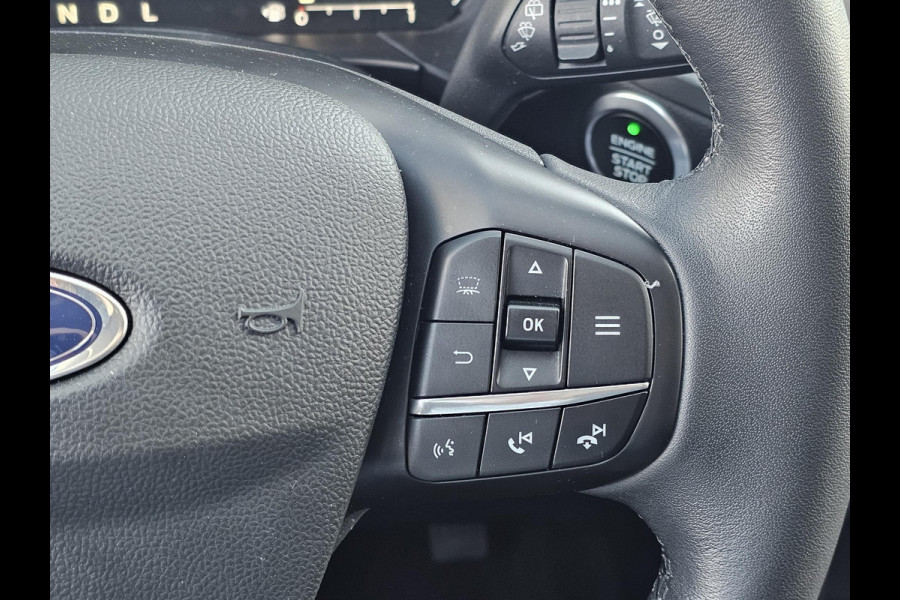 Ford Kuga 2.5 PHEV Titanium 225 pk | Winterpack | Head up display | PDC v + a | Lane assist | All-seasons banden