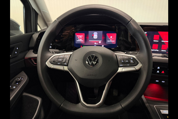 Volkswagen Golf 2.0 TDI | PANO | TREKHAAK | CAMERA | MEMORY SEATS | CARPLAY | IQ DRIVE