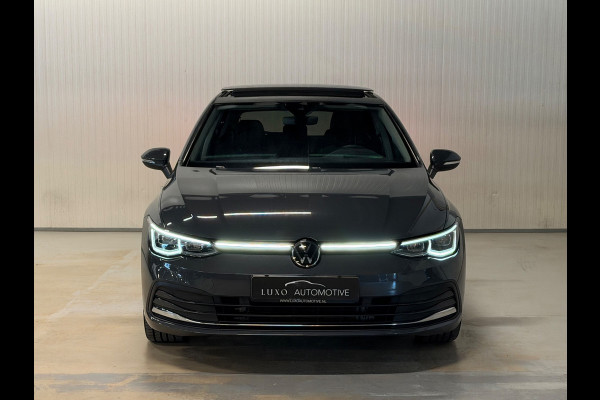 Volkswagen Golf 2.0 TDI | PANO | TREKHAAK | CAMERA | MEMORY SEATS | CARPLAY | IQ DRIVE