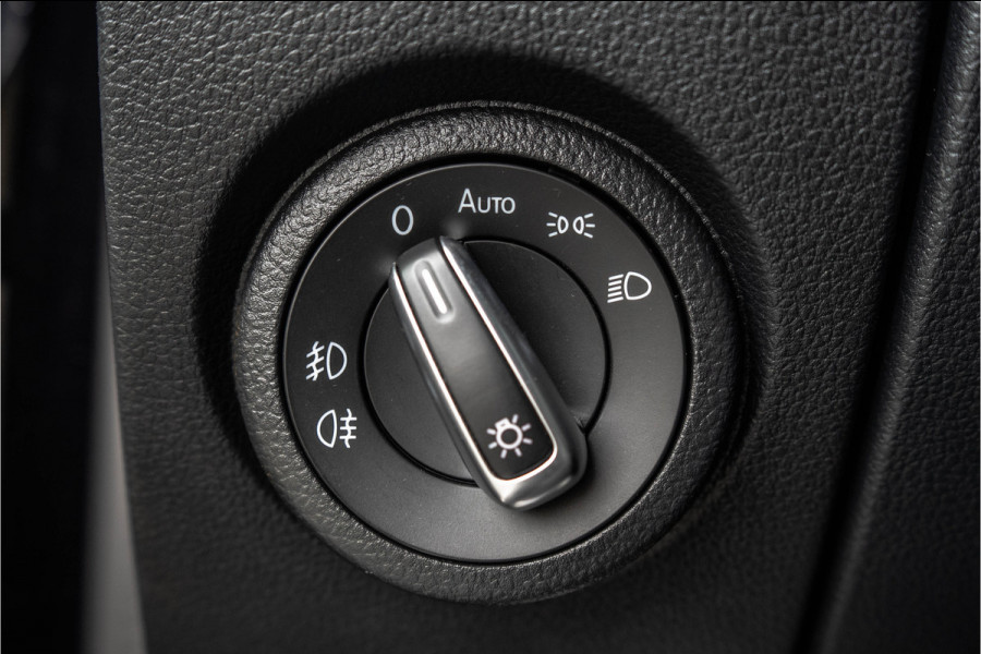 Volkswagen Amarok 3.0L V6 | XL | 5-Persoons | Aventura | 259 PK | LED | Camera | Carplay | Cruise | PDC | Trekhaak