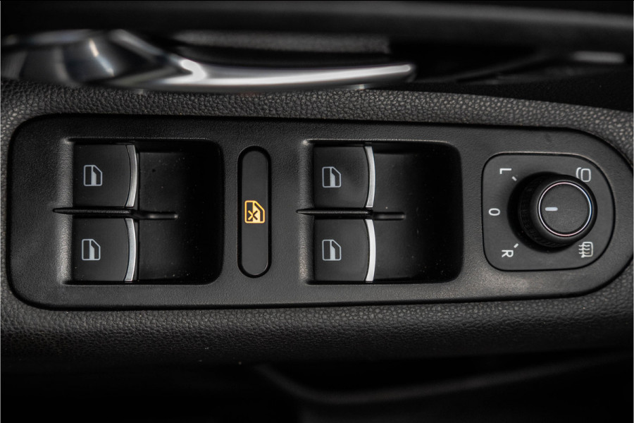 Volkswagen Amarok 3.0L V6 | XL | 5-Persoons | Aventura | 259 PK | LED | Camera | Carplay | Cruise | PDC | Trekhaak