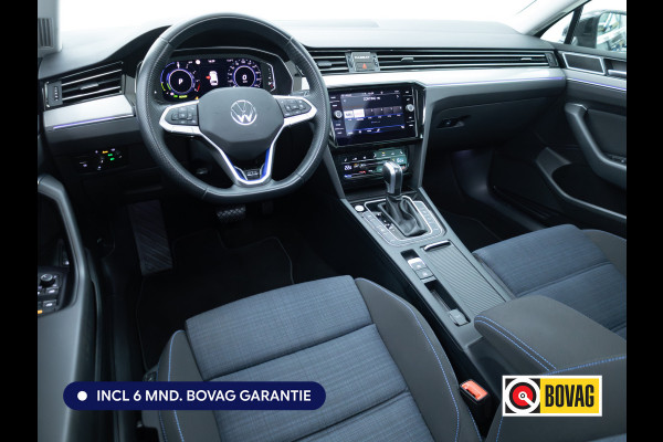Volkswagen Passat Variant 1.4 TSI PHEV GTE Business Panorama dak | | Ergo Comfort stoel | Elec. klep | Stoel- & Stuurverw. | Navigatie, Headup, Camera,  Adaptieve Cruise, Automatisch inparkeren, Sfeerverlichting