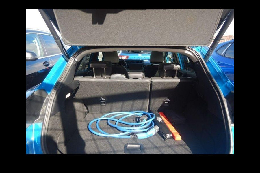 Ford Puma Gen-E Premium 44 kWh 168pk | Driver Assistance Pack | Winterpack | Panoramadak