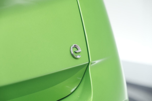 Opel Mokka Electric Level 3 50 kWh | 3 Faselaadfunctie | Camera | Dodehoekdetectie | Apple Carplay