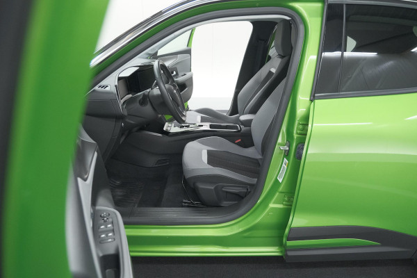 Opel Mokka Electric Level 3 50 kWh | 3 Faselaadfunctie | Camera | Dodehoekdetectie | Apple Carplay
