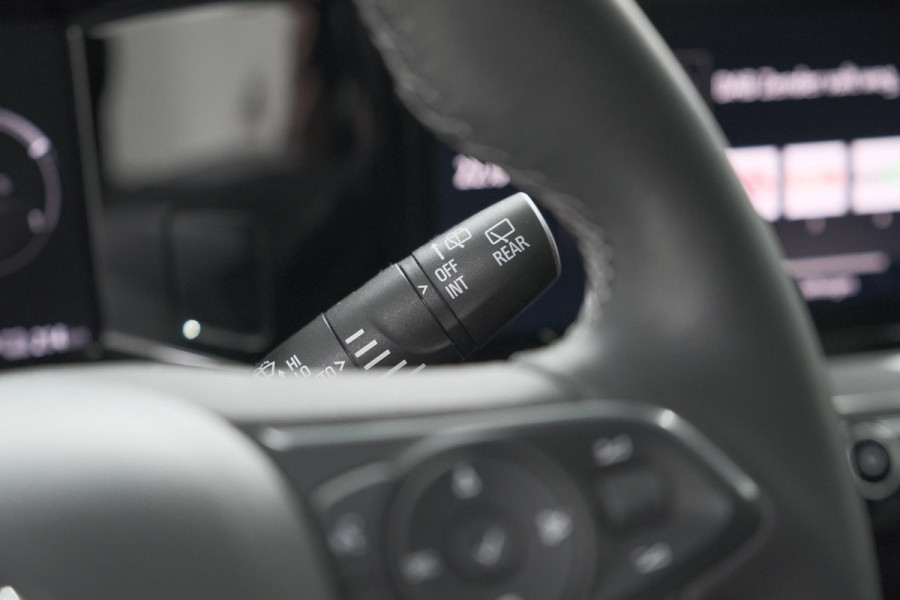 Opel Mokka Electric Level 3 50 kWh | 3 Faselaadfunctie | Camera | Dodehoekdetectie | Apple Carplay