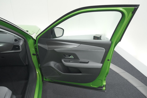 Opel Mokka Electric Level 3 50 kWh | 3 Faselaadfunctie | Camera | Dodehoekdetectie | Apple Carplay
