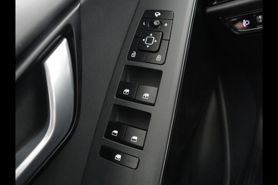 Kia Niro 1.6 GDi Hybrid DynamicLine | Trekhaak | Adaptive cruise | Camera | Carplay | Half leder | Navigatie | Sfeerverlichting | File Assistent | Parkeerhulp | Keyless | Climate control