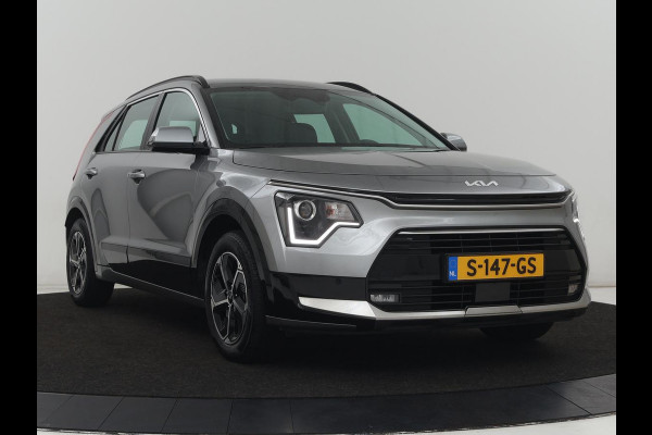 Kia Niro 1.6 GDi Hybrid DynamicLine | Trekhaak | Adaptive cruise | Camera | Carplay | Half leder | Navigatie | Sfeerverlichting | File Assistent | Parkeerhulp | Keyless | Climate control