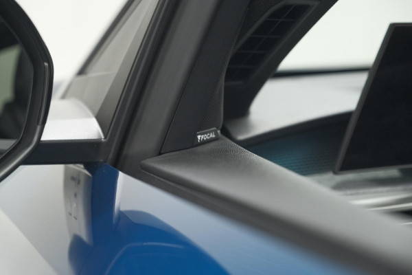 Peugeot 3008 1.2 Hybrid 136 GT | Panoramdak | 360 Camera | Stoelverwarming | Elektrische Kofferklep | Allseason Banden