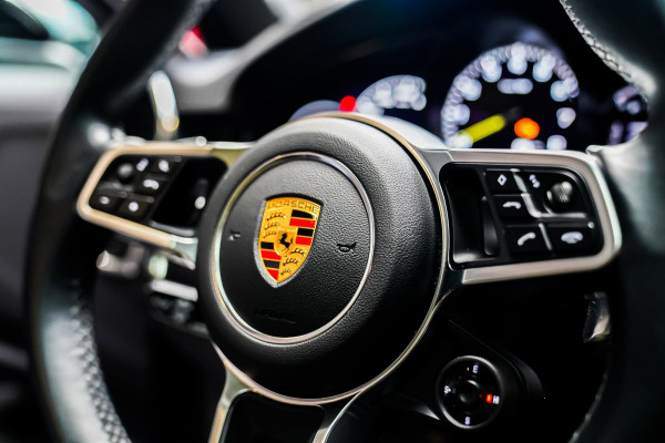 Porsche Cayenne Coupé 3.0 E-Hybrid | Luchtvering | Memory | Panorama dak