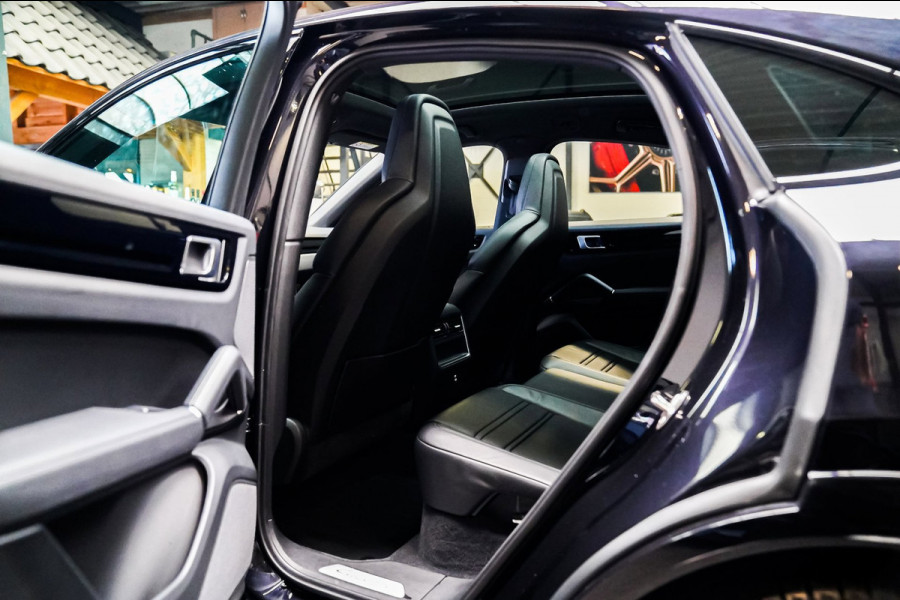 Porsche Cayenne Coupé 3.0 E-Hybrid | Luchtvering | Memory | Panorama dak