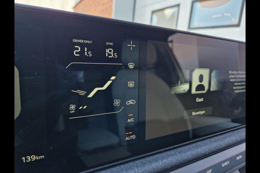 Kia EV3 GT-PlusLine 81.4 kWh | Dodehoek Camera | Stoelventilatie | HUD | 360 Camera |