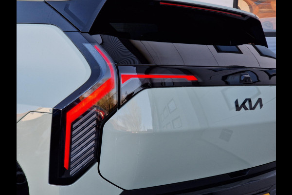 Kia EV3 GT-PlusLine 81.4 kWh | Dodehoek Camera | Stoelventilatie | HUD | 360 Camera |