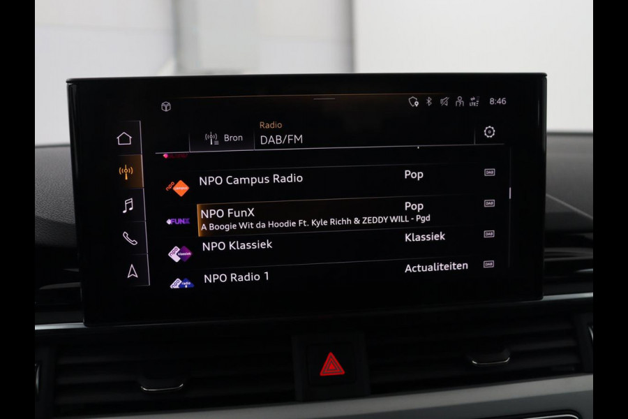 Audi A4 35 TFSI Business Edition | Leder | Stoelverwarming | Trekhaak | Adaptive cruise | Full LED | Carplay | Virtual Cockpit | Navigatie | File Assistent | Climate control | Parkeerhulp | Bluetooth