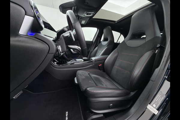 Mercedes-Benz A-Klasse 250e AMG // Panorama dak // Sfeerverlichting // Memory // MultiBeam LED // Advanced Audio // Keyless // 18" AMG Velgen // Widesc