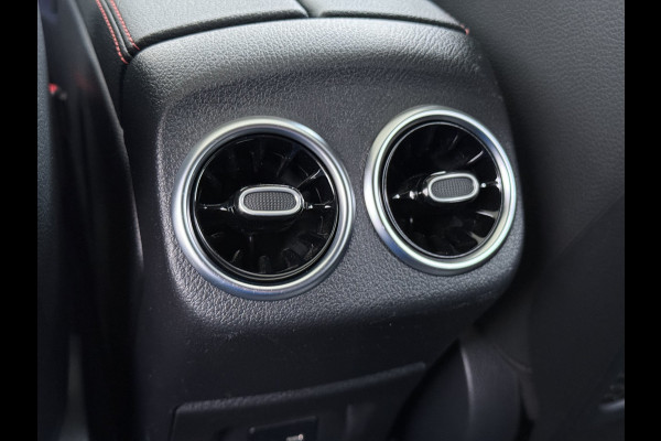 Mercedes-Benz A-Klasse 250e AMG // Panorama dak // Sfeerverlichting // Memory // MultiBeam LED // Advanced Audio // Keyless // 18" AMG Velgen // Widesc