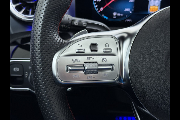 Mercedes-Benz A-Klasse 250e AMG // Panorama dak // Sfeerverlichting // Memory // MultiBeam LED // Advanced Audio // Keyless // 18" AMG Velgen // Widesc