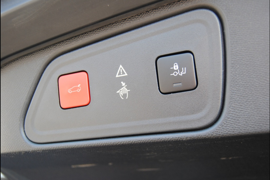 Peugeot 3008 1.6 e-THP GT Line | Carplay| Camera | Achterklep elec| Automaat