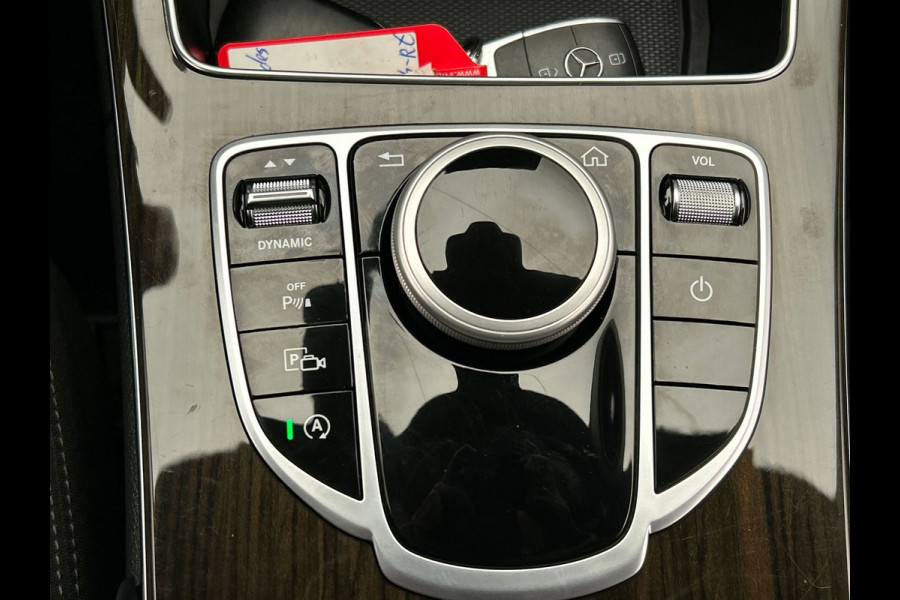 Mercedes-Benz C-Klasse Estate 200 4MATIC Advantage Pack | Trekhaak |Stoelverwarming Adaptieve Cruise Camera Navigatie Carplay