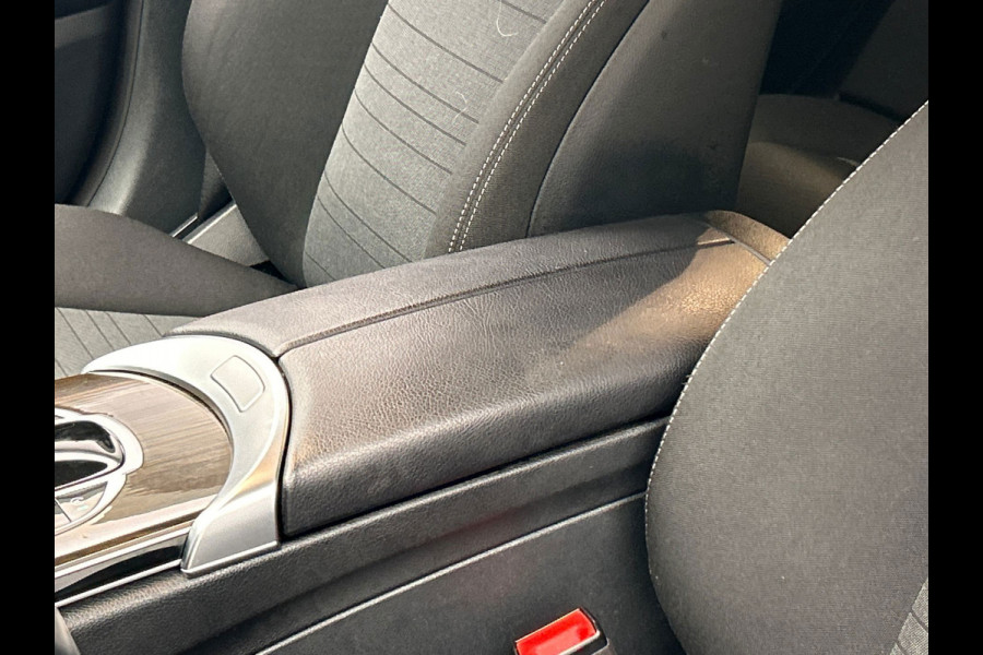 Mercedes-Benz C-Klasse Estate 200 4MATIC Advantage Pack | Trekhaak |Stoelverwarming Adaptieve Cruise Camera Navigatie Carplay