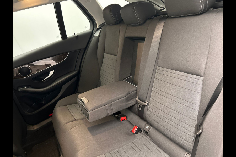 Mercedes-Benz C-Klasse Estate 200 4MATIC Advantage Pack | Trekhaak |Stoelverwarming Adaptieve Cruise Camera Navigatie Carplay