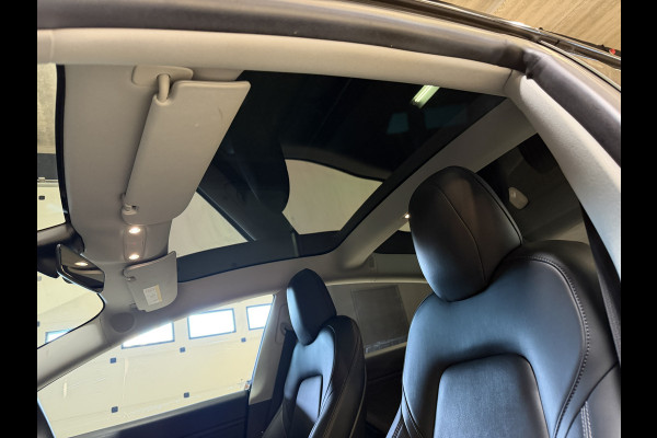 Tesla Model 3 Long Range AWD 75 kWh | Pano | Autopilot | Leder | Camera | Stoelverwarming | 20'' LMV
