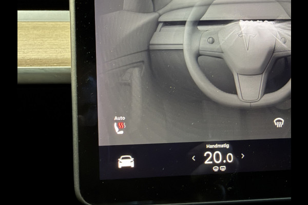 Tesla Model 3 Long Range AWD 75 kWh | Pano | Autopilot | Leder | Camera | Stoelverwarming | 20'' LMV